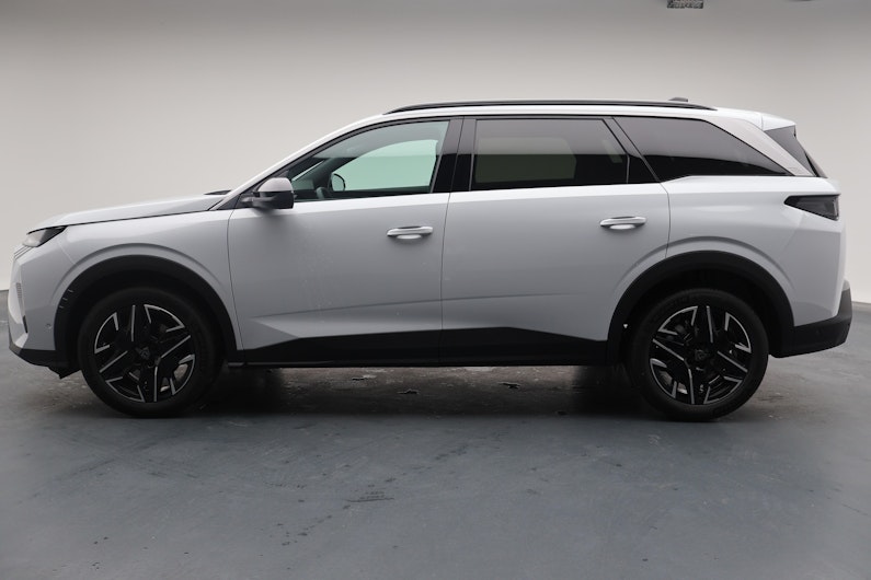 Vehicle image PEUGEOT 5008