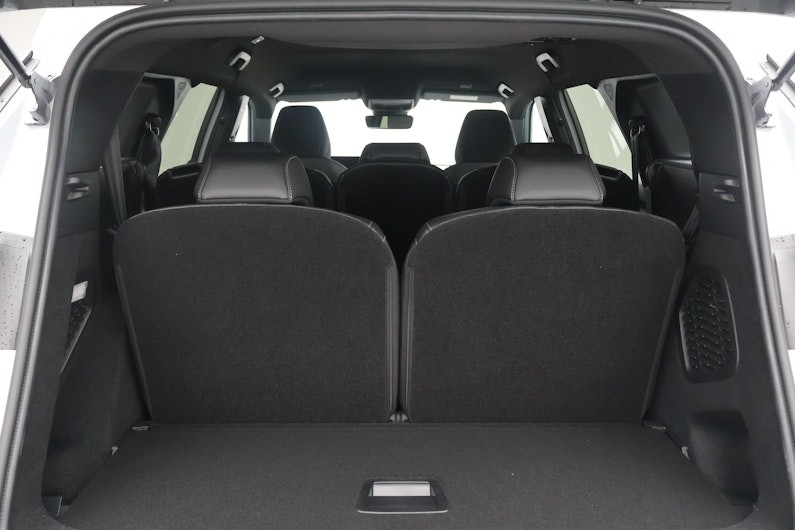 Vehicle image PEUGEOT 5008