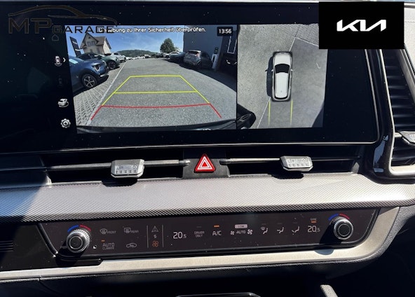 Vehicle image 10 Vehicle image 10