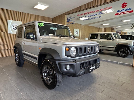 First vehicle image