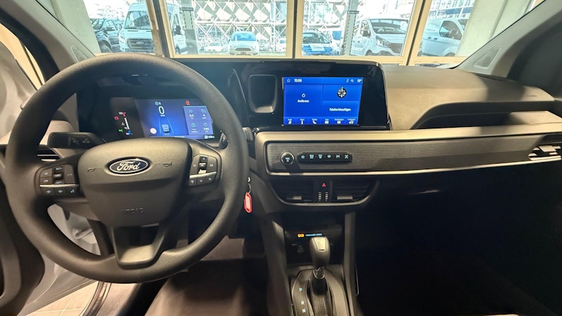 Vehicle image FORD COURIER