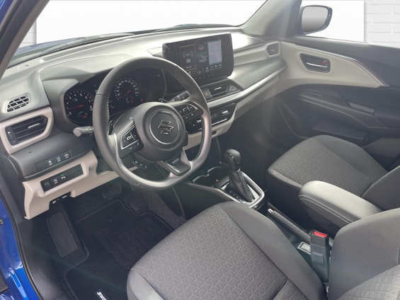 Vehicle image 5 Vehicle image 5