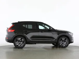 Volvo XC40 2.0 B4 MH Black Edition Ultra