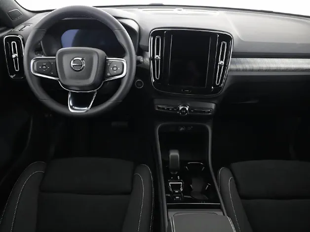 Volvo XC40 2.0 B4 MH Black Edition Ultra