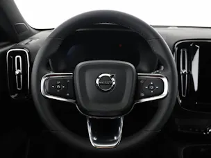 Volvo XC40 2.0 B4 MH Black Edition Ultra