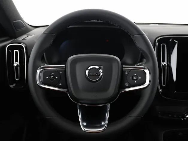 Volvo XC40 2.0 B4 MH Black Edition Ultra