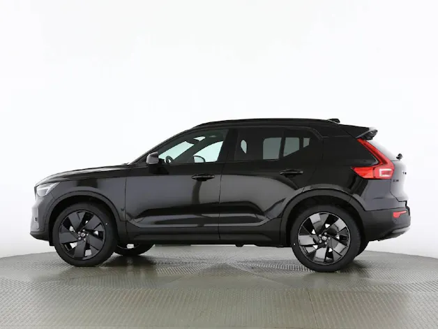 Volvo XC40 2.0 B4 MH Black Edition Ultra