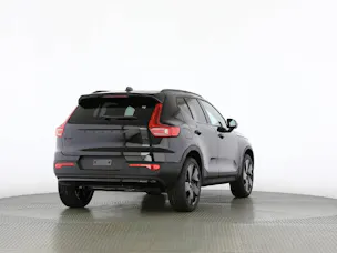 Volvo XC40 2.0 B4 MH Black Edition Ultra