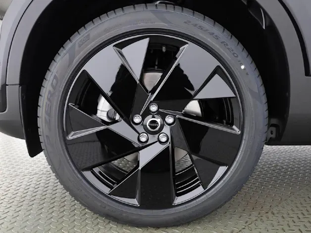 Volvo XC40 2.0 B4 MH Black Edition Ultra