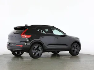 Volvo XC40 2.0 B4 MH Black Edition Ultra
