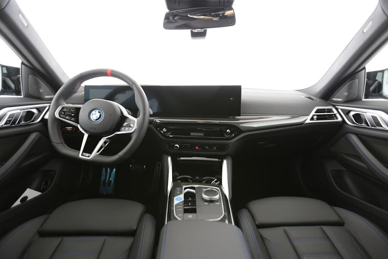 Vehicle image BMW i4