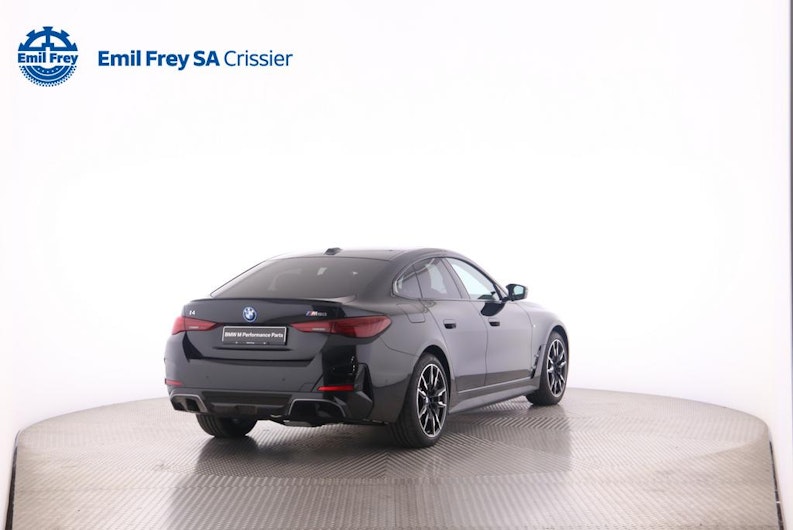 Vehicle image BMW i4