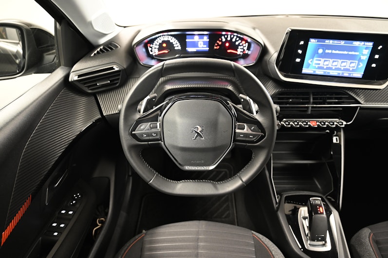 Vehicle image PEUGEOT 208