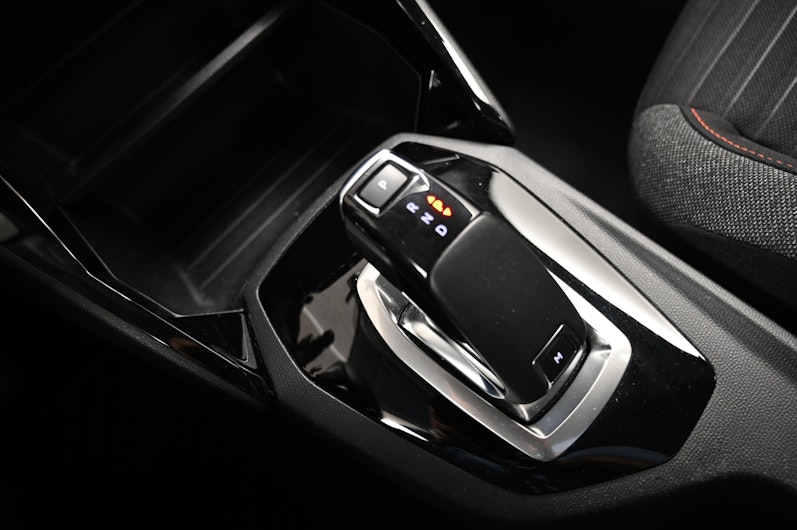 Vehicle image PEUGEOT 208