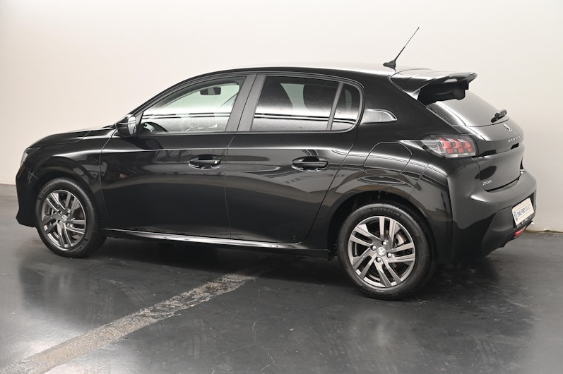 Vehicle image PEUGEOT 208