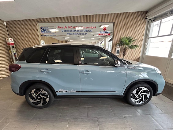 Vehicle image 6