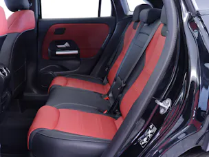 Mercedes-Benz GLA 250 AMG Line 4matic