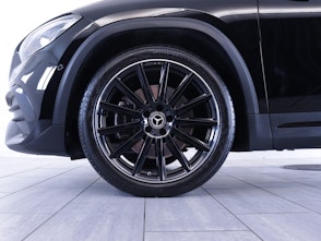Vehicle image MERCEDES-BENZ GLA 250 AMG Line 4matic