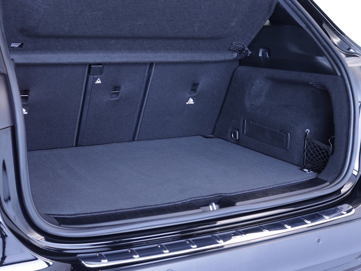 Vehicle image MERCEDES-BENZ GLA 250