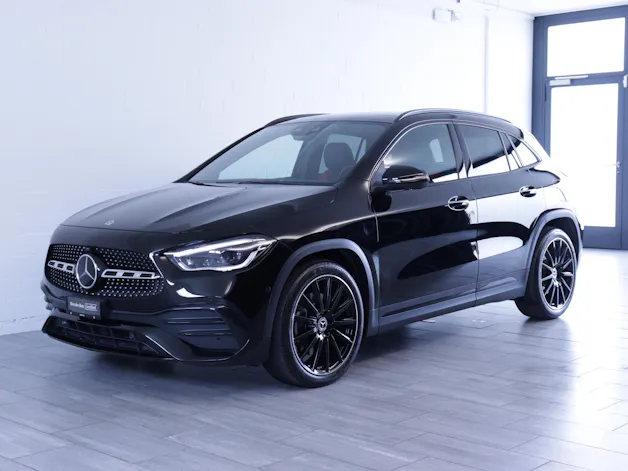 Mercedes-Benz GLA 250 AMG Line 4matic