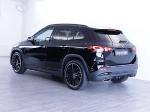 Mercedes-Benz GLA 250 AMG Line 4matic