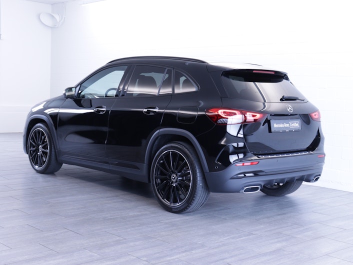 Vehicle image MERCEDES-BENZ GLA 250