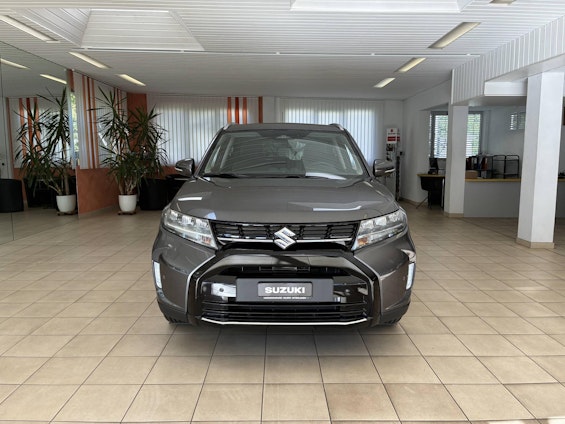 Vehicle image 6 Vehicle image 6