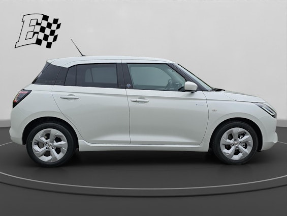 Vehicle image 5 Vehicle image 5