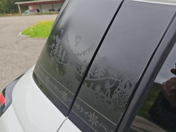 Vehicle image 11 Vehicle image 11