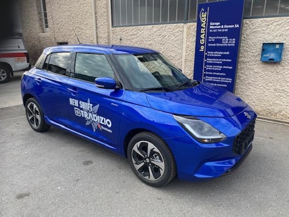 First vehicle image
