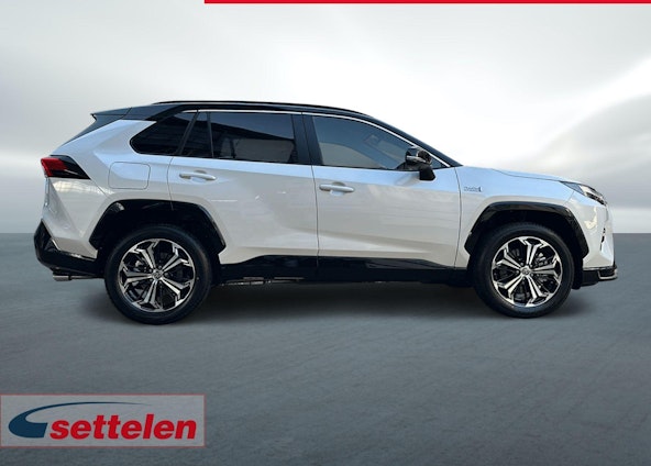 Vehicle image 3 Vehicle image 3