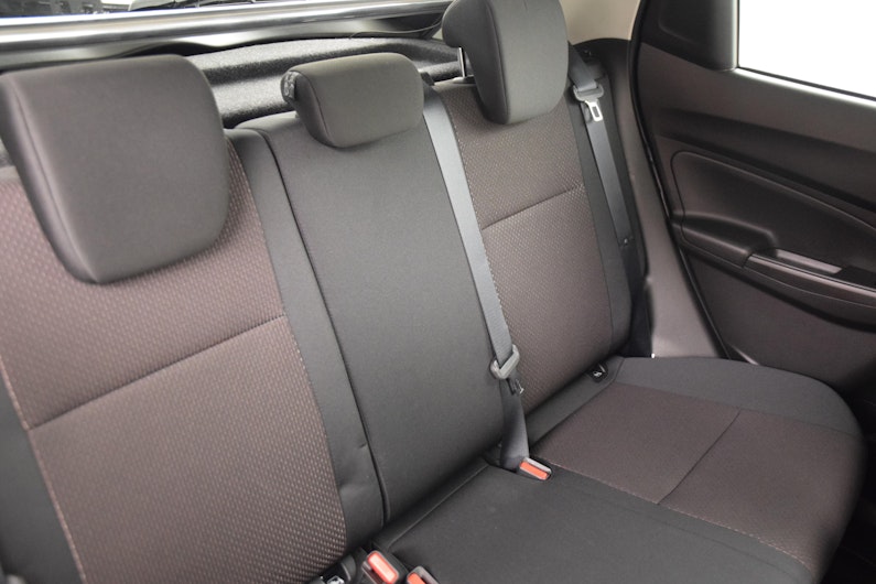 Vehicle image SUZUKI SWIFT