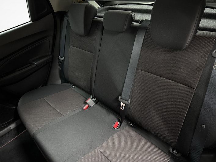 Vehicle image SUZUKI SWIFT