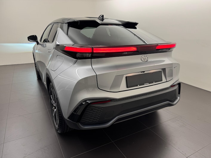 Vehicle image TOYOTA C-HR
