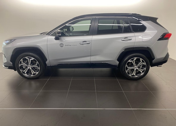 Vehicle image 2 Vehicle image 2