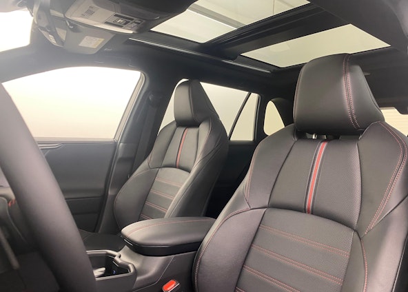 Vehicle image 5 Vehicle image 5