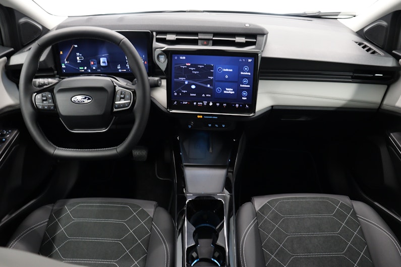 Vehicle image FORD PUMA