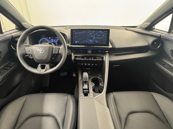 Vehicle image 7