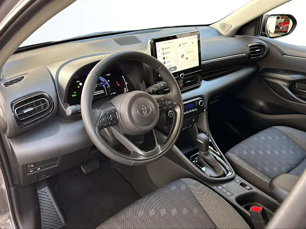Toyota Yaris 1.5 VVT-i HSD Trend
