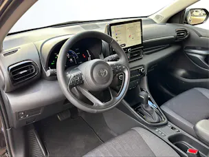 Toyota Yaris 1.5 VVT-i HSD Trend