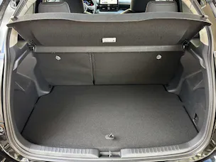 Toyota Yaris 1.5 VVT-i HSD Trend