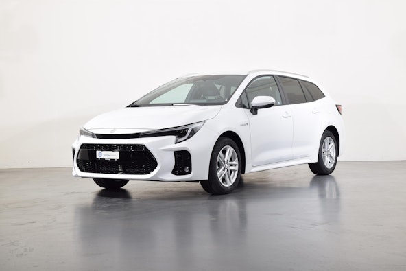 First vehicle image