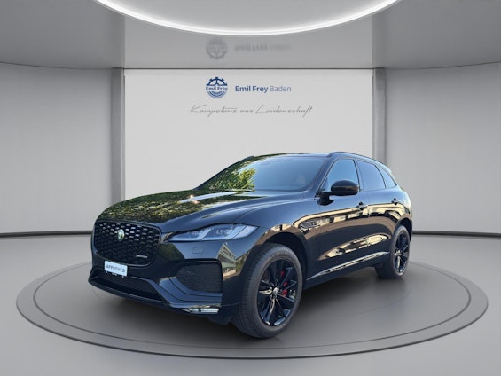 First vehicle image