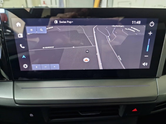 Vehicle image 8 Vehicle image 8