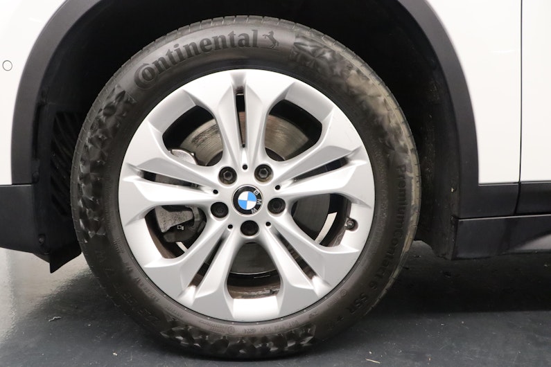 Vehicle image BMW X1