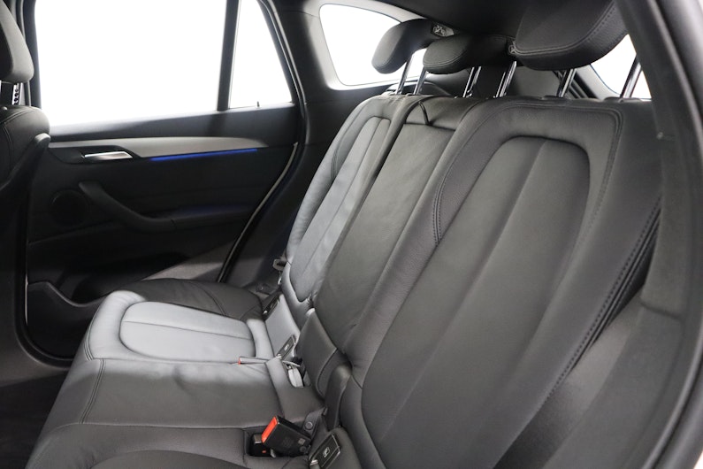 Vehicle image BMW X1