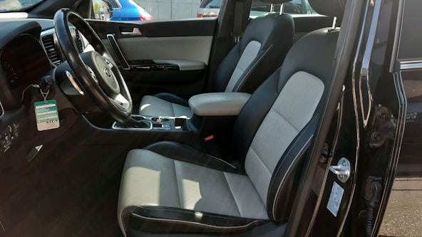 Vehicle image 12 Vehicle image 12