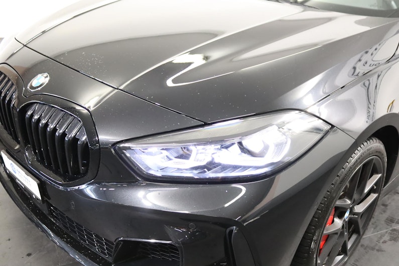 Vehicle image BMW 1 SERIES