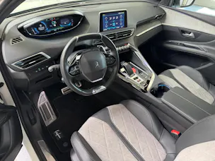 Peugeot 3008 1.6 Plug-in Hybrid4 GT