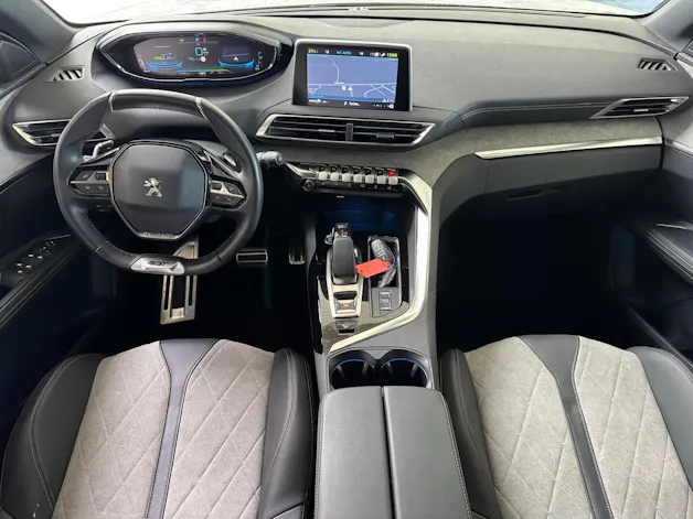 Peugeot 3008 1.6 Plug-in Hybrid4 GT